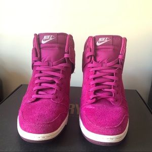NEW!! Nike women’s Dunk Sky Hi!